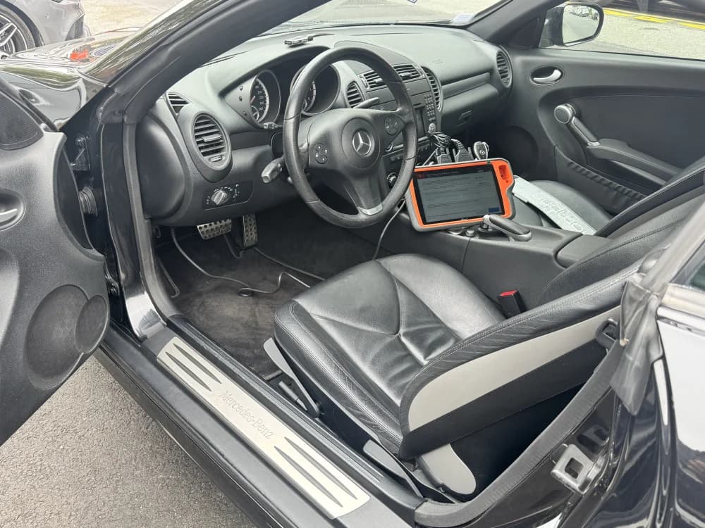 Extraction des informations EIS via réseau CAN Mercedes SLK